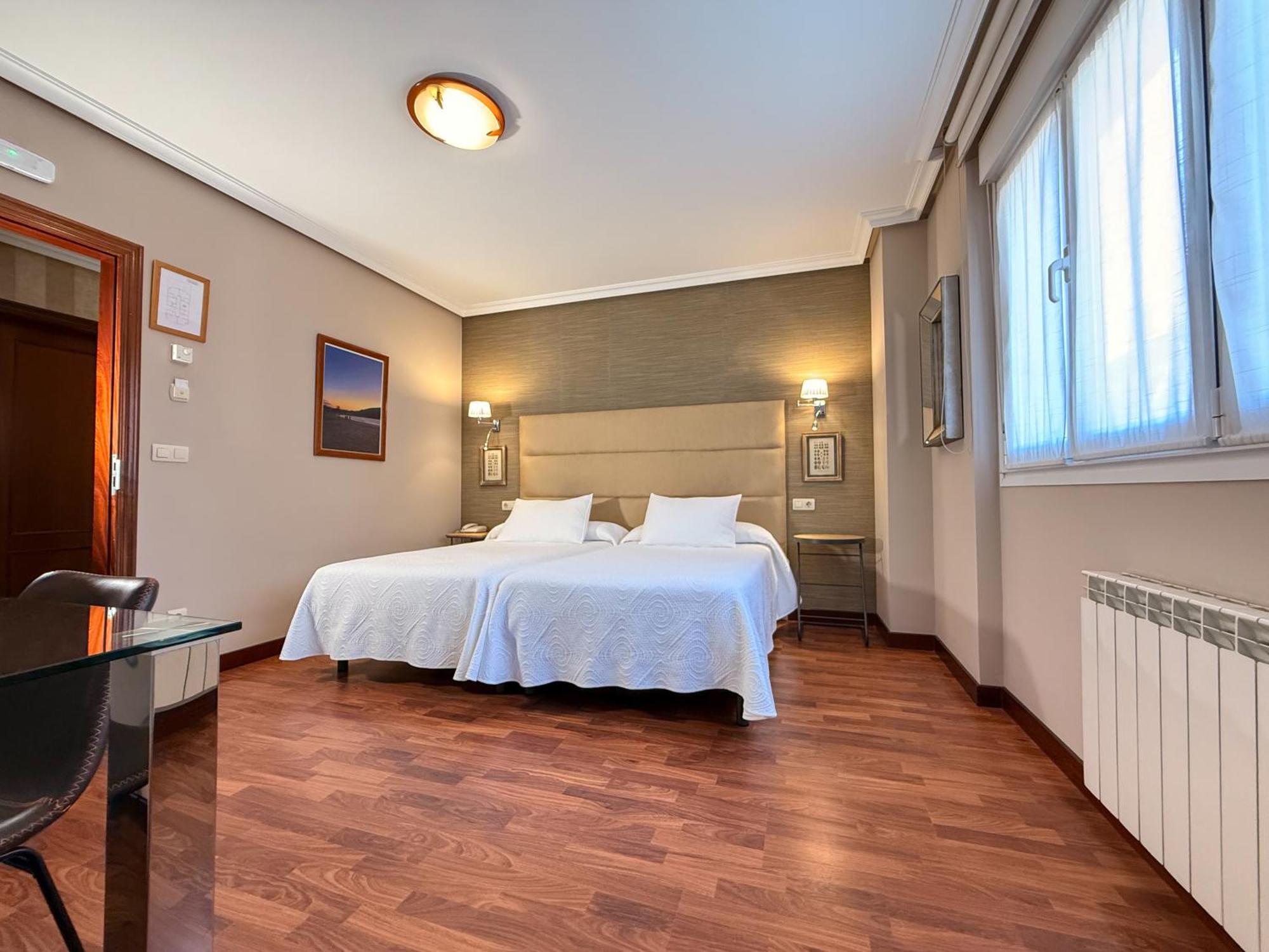 Hotel Verdemar ริวาเดเซญา ภายนอก รูปภาพ