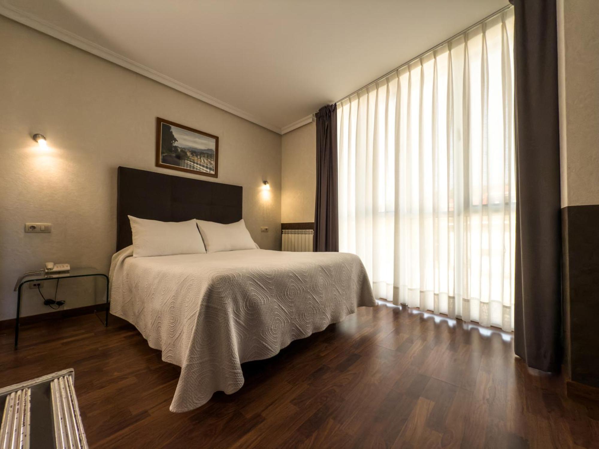 Hotel Verdemar ริวาเดเซญา ภายนอก รูปภาพ